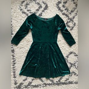 Forever21 Crushed Velvet A-Line Long Sleeved Dress